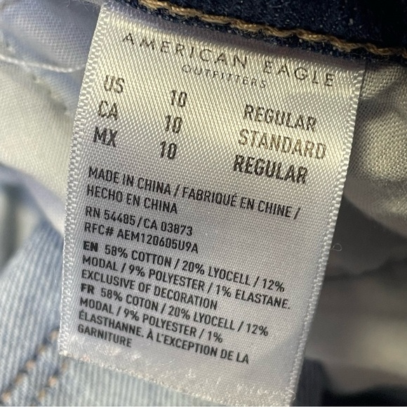 American Eagle Mom Straight Jean Womens Size 10 Stretch Distressed Ripped Blue - Picture 10 of 10